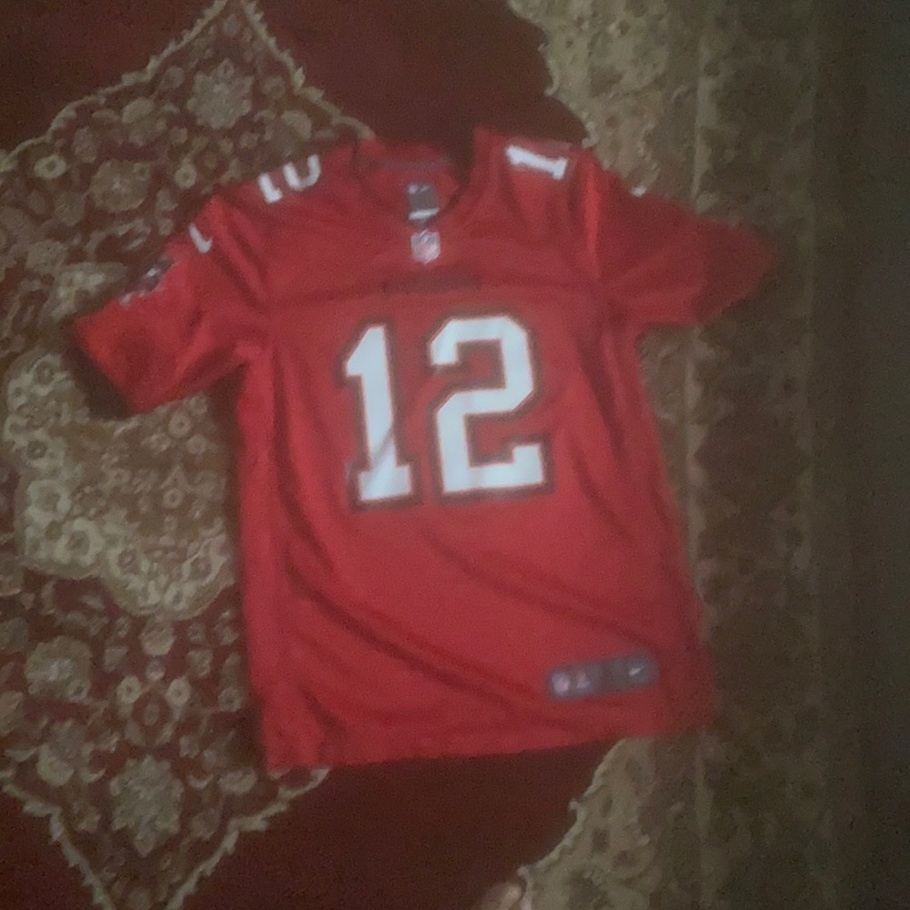 Gold and silver signed Brady jersey exclusive